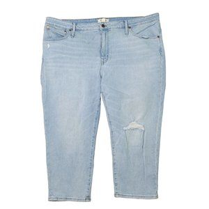 Madewell mid rise classic strait slightly distressed light was size 36 petite